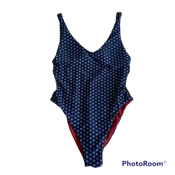 Becca by Rebecca Virtue Swimsuit one piece plunge sexy key hole S - Picture 1 of 11